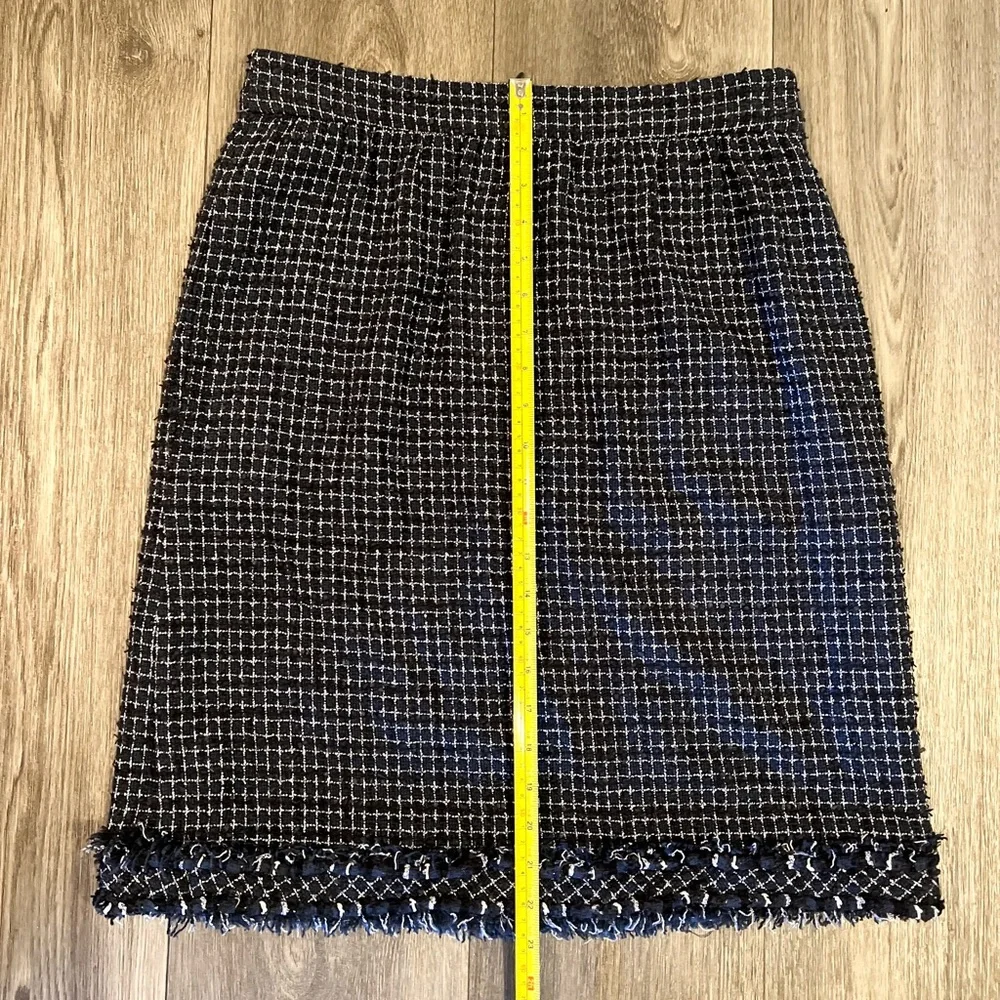 CHANEL PENCIL TWEED EMBELLISHED NAVY WHITE BLACK FRINGE SKIRT size 44/ no offers